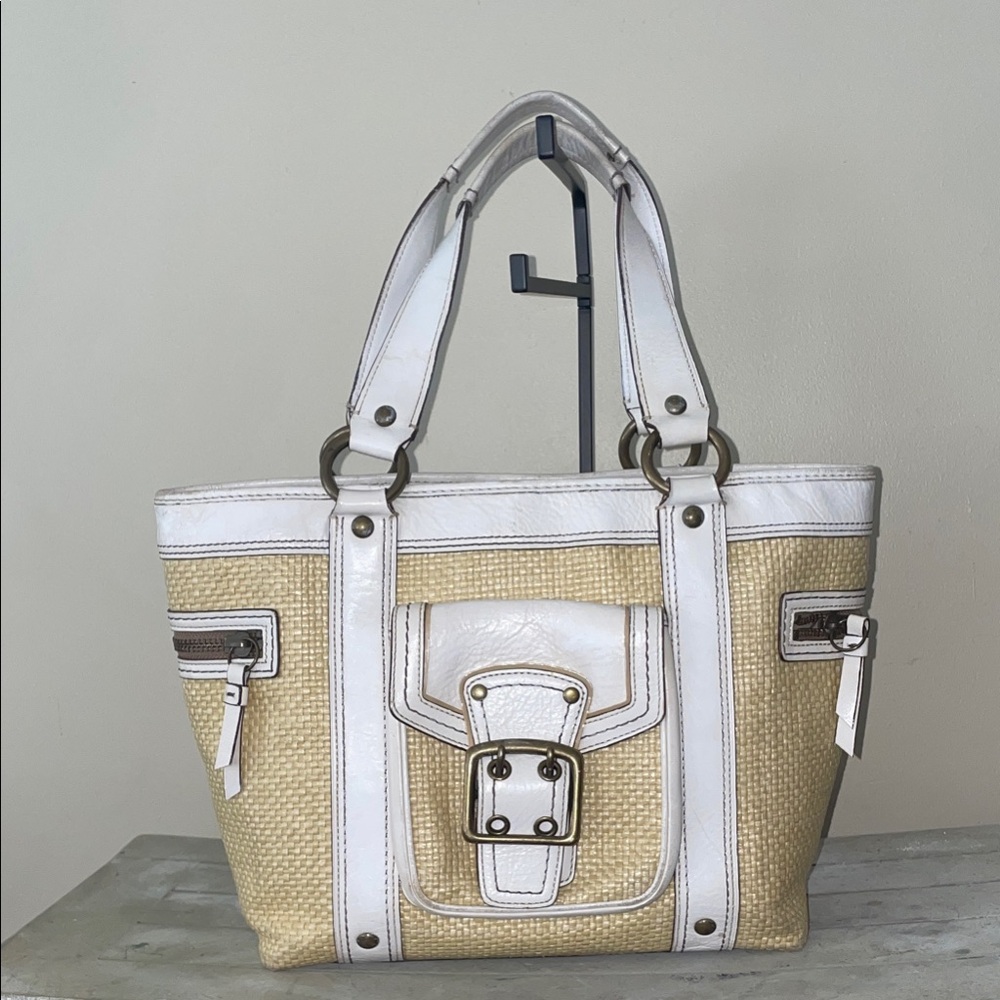 Coach White and Tan Womens shoulder Bag